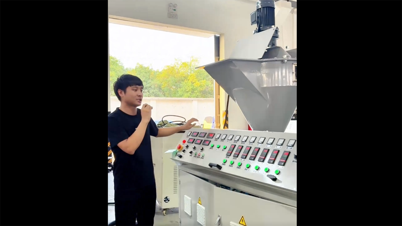 Forced granulation machine